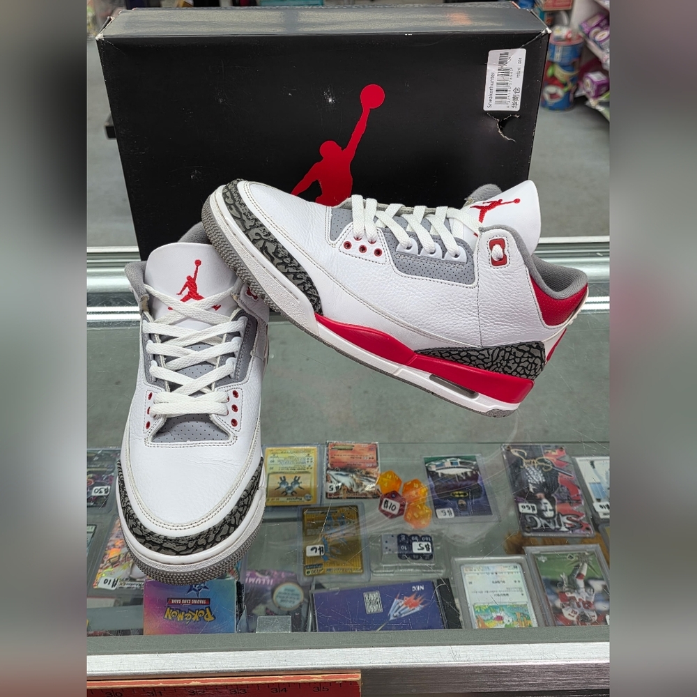 Nike Air Jordan 3 Retro Fire Red 2022 Size 10.5 (DN3707-160) White Red Grey